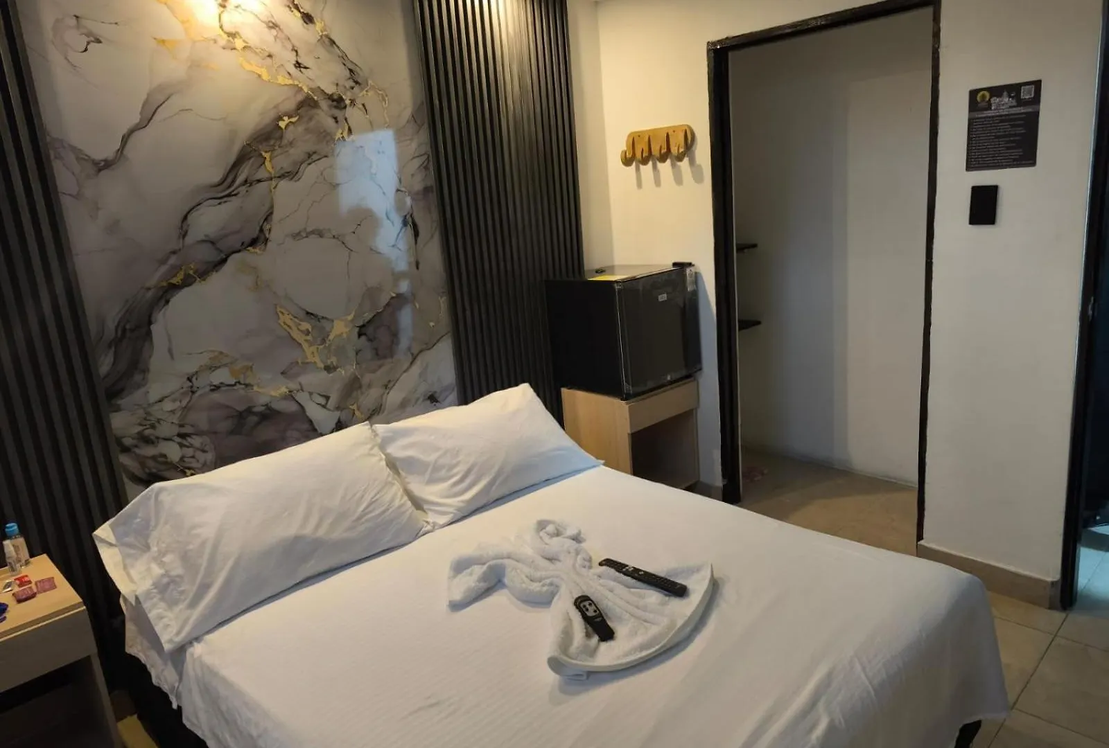 Hotel Centrica Del Palo 45의 연락처