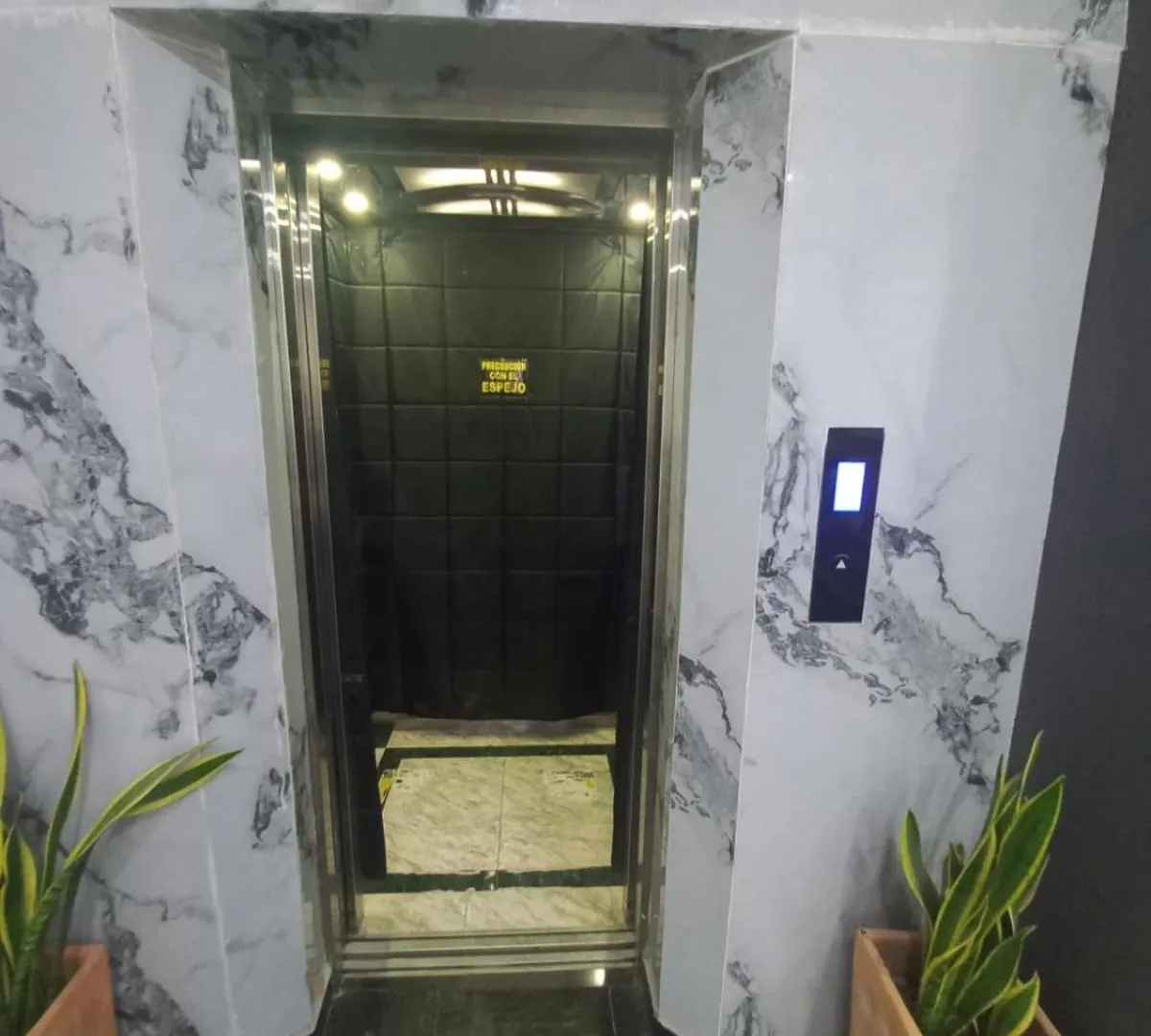 Hotel Centrica Del Palo 45 Μεντεγίν 3*,  Κολομβία